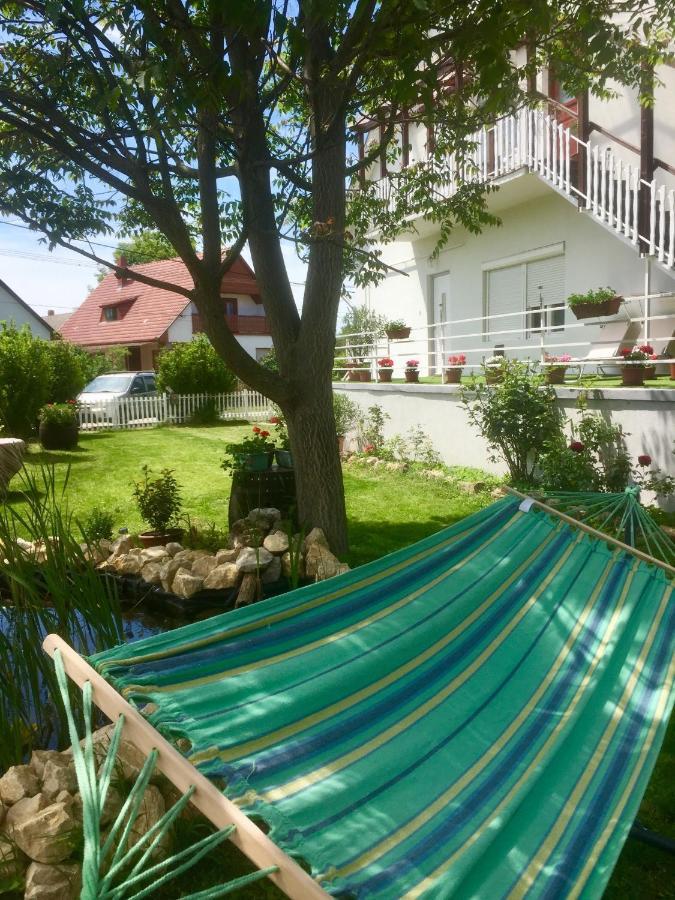 Lelle-Kert Apartman 02 Balatonlelle Εξωτερικό φωτογραφία